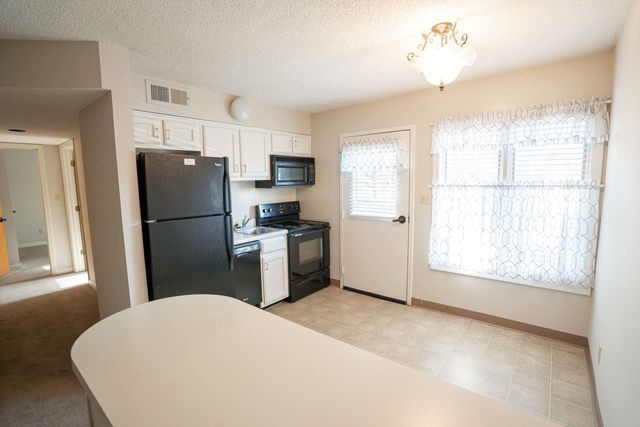3589 Covington Pike Apt 216, Memphis, TN 38128