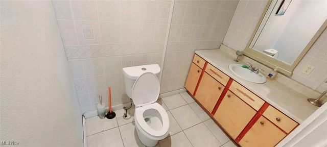 1694 E 90th Street, Cleveland, OH 44106