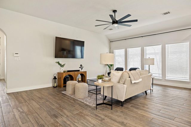 205 Belford ST, Georgetown, TX 78628