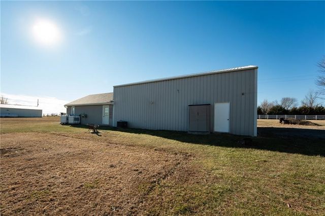 13751 W 243Rd Street, Louisburg, KS 66053