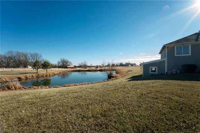 13751 W 243Rd Street, Louisburg, KS 66053