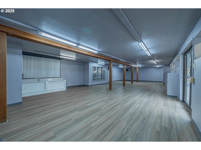 67538 E BAY Rd, North Bend, OR 97459