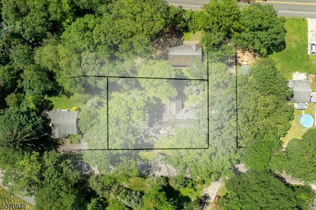 209 Alturas Rd, Vernon Twp., NJ 07422