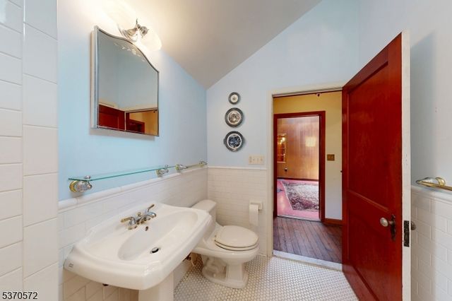 209 Alturas Rd, Vernon Twp., NJ 07422