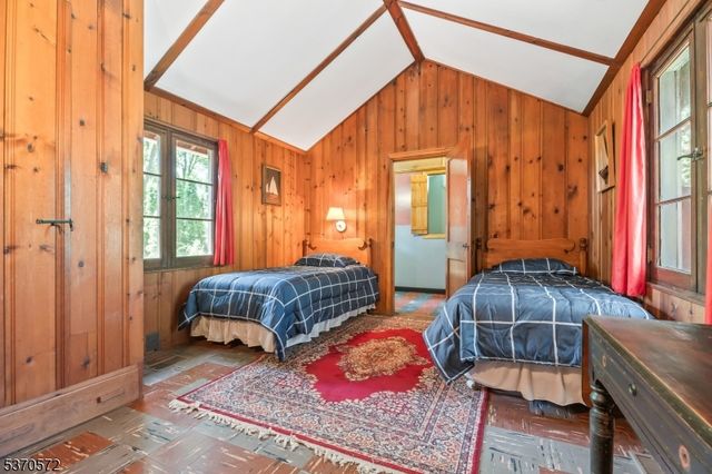 209 Alturas Rd, Vernon Twp., NJ 07422