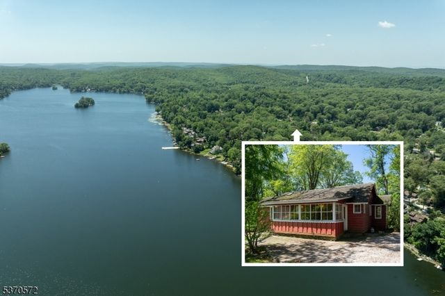209 Alturas Rd, Vernon Twp., NJ 07422