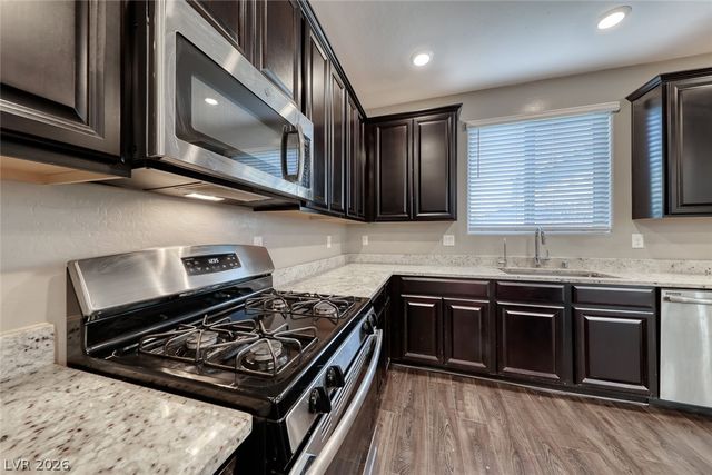 936 Lotus Falls Street, Henderson, NV 89052