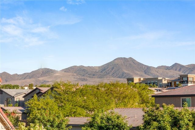 936 Lotus Falls Street, Henderson, NV 89052