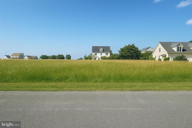 100 CANOE PL, Montross, VA 22520