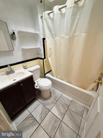 321 HAMPDEN RD, Upper Darby, PA 19082