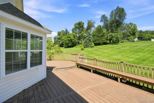 26 Gabriels Path, Poughquag, NY 12570