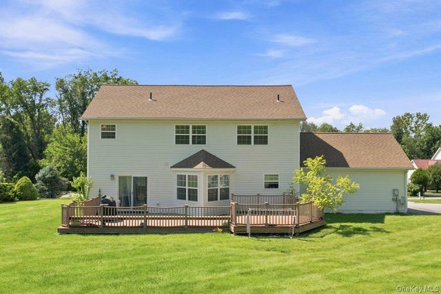 26 Gabriels Path, Poughquag, NY 12570
