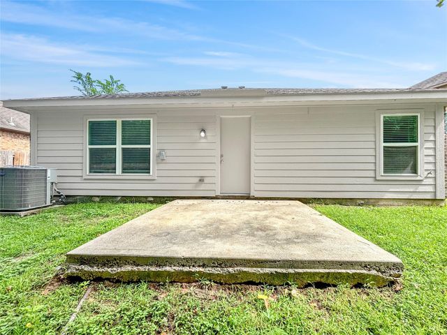 503 Pedroso Drive, Crosby, TX 77532