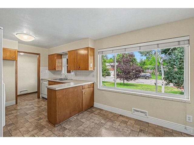 2018 24th St Rd, Greeley, CO 80631