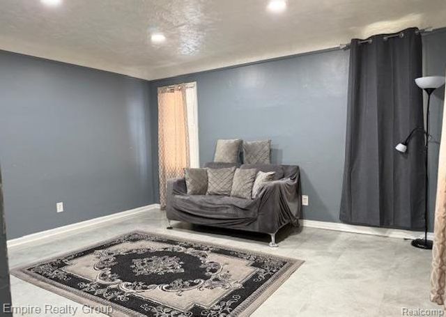 9665 Coyle Street, Detroit, MI 48227