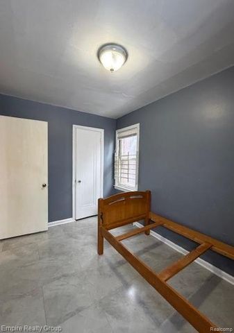 9665 Coyle Street, Detroit, MI 48227