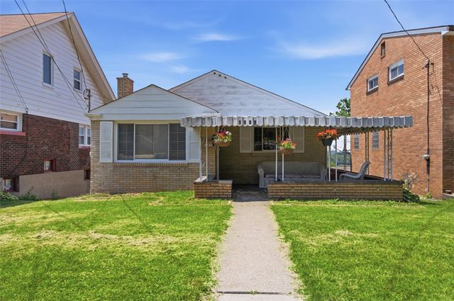 5138 Delford St, Lincoln Place, PA 15207