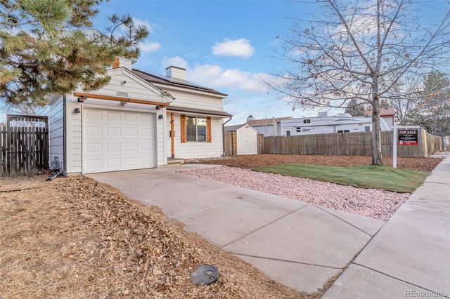 3082 S Truckee Street, Aurora, CO 80013