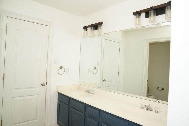 15236 Arleen Normand Drive, Covington, LA 70435