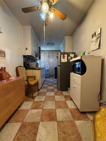 33-04 Junction Blvd 6L, Jackson Heights, NY 11372
