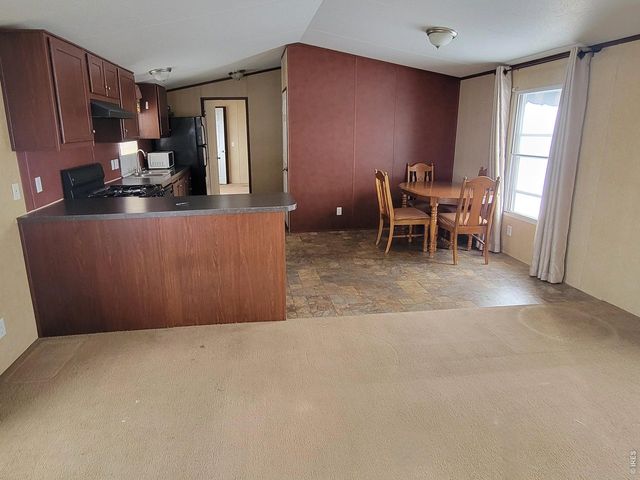 2200 37th St 28, Evans, CO 80620