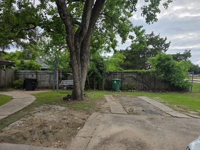 9025 Emnora Lane, Houston, TX 77080