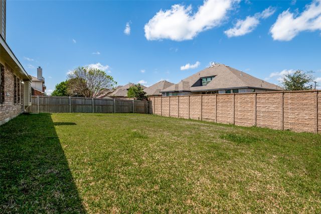 1107 Inglewood Drive, Mansfield, TX 76063