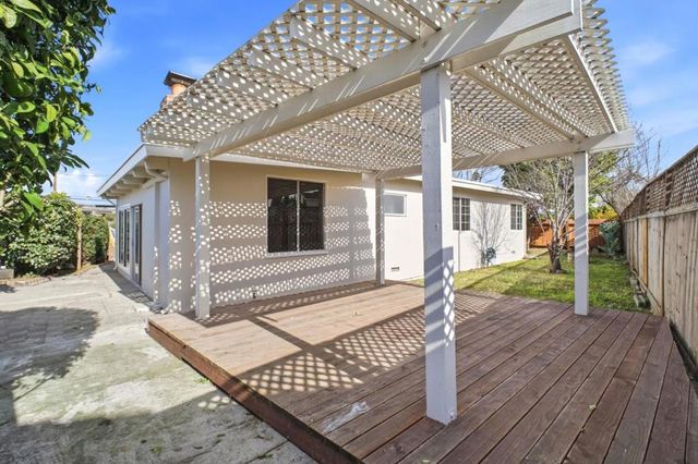 596 Perkins Drive, San Lorenzo, CA 94541