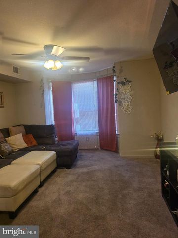 1192 BAILEY ST, Harrisburg, PA 17103