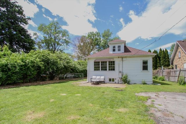 4507 Dorset Avenue, Lisle, IL 60532