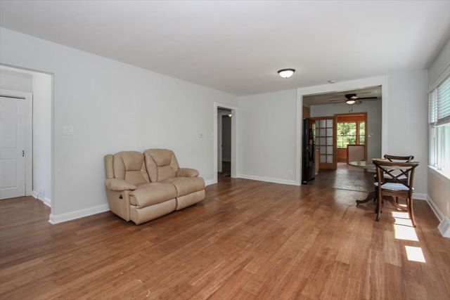 4507 Dorset Avenue, Lisle, IL 60532