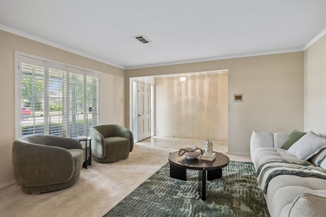 3240 Chapel Downs Drive, Dallas, TX 75229