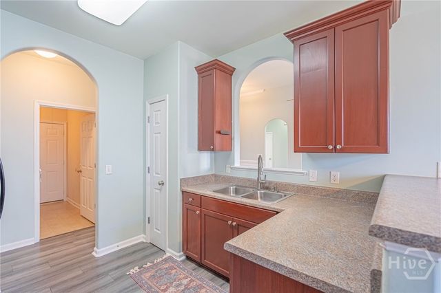 8 Saybrook Point, Savannah, GA 31419