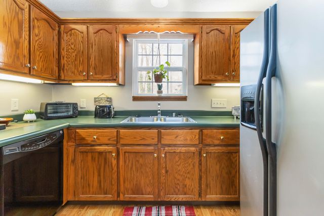 214 Enchanted Forest Way, Burnside, KY 42519