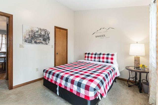 214 Enchanted Forest Way, Burnside, KY 42519