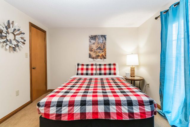 214 Enchanted Forest Way, Burnside, KY 42519