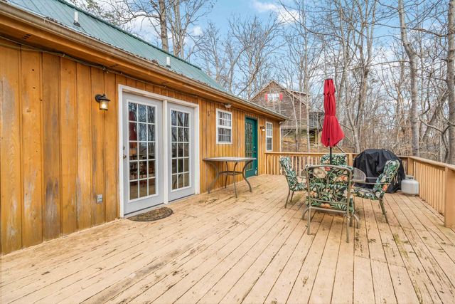 214 Enchanted Forest Way, Burnside, KY 42519