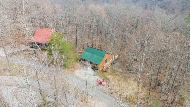 214 Enchanted Forest Way, Burnside, KY 42519