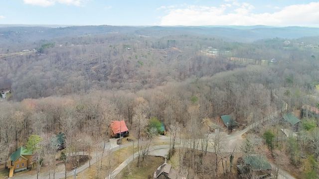 214 Enchanted Forest Way, Burnside, KY 42519