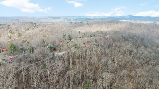 214 Enchanted Forest Way, Burnside, KY 42519