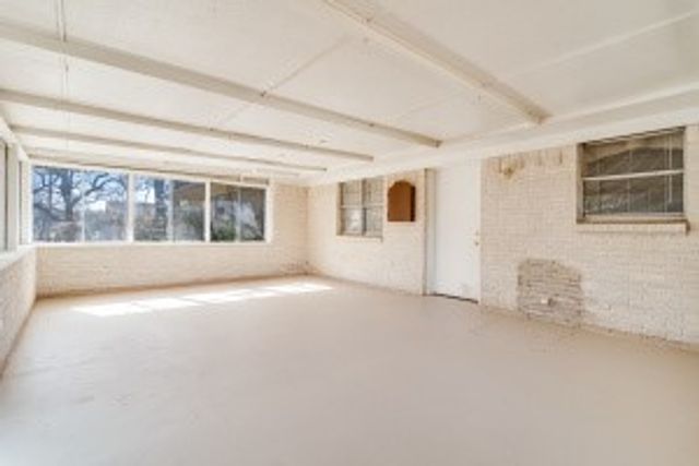 101 N Shannon Street, Kaufman, TX 75142