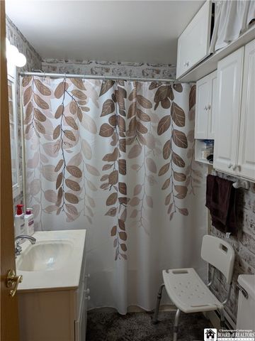 2721 Smith Hollow Road, Hinsdale, NY 14760