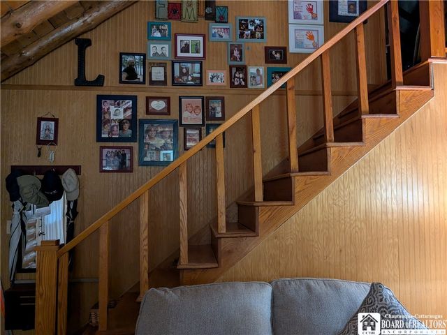 2721 Smith Hollow Road, Hinsdale, NY 14760