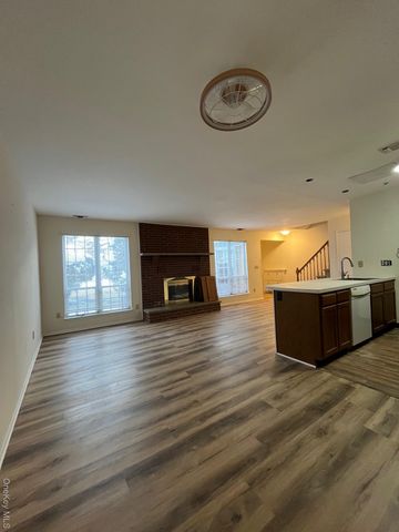 46 Homestead Village Drive, Warwick, NY 10990