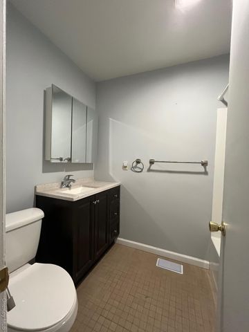 46 Homestead Village Drive, Warwick, NY 10990