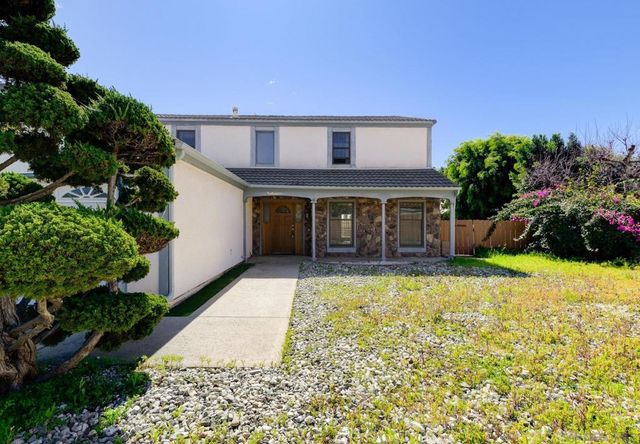 10007 Resmar Pl, La Mesa, CA 91941