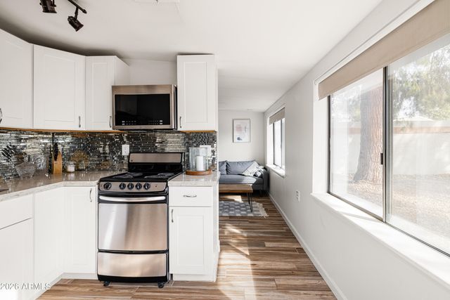 1118 E COLTER Street, Phoenix, AZ 85014