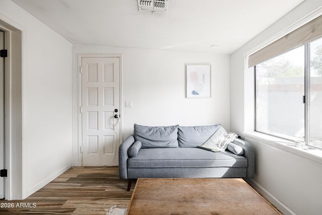 1118 E COLTER Street, Phoenix, AZ 85014