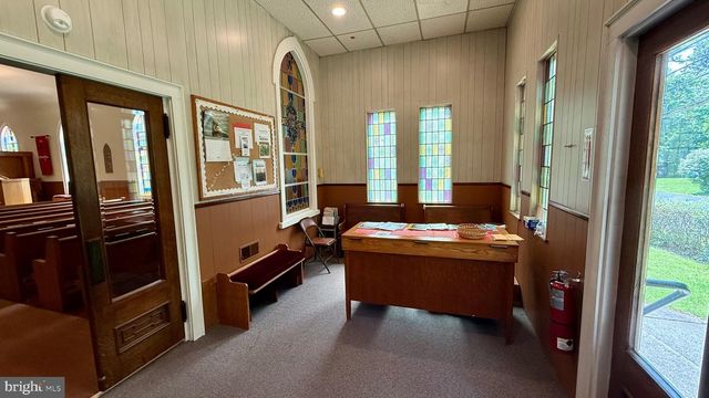 1142 APPLE RD, Quakertown, PA 18951