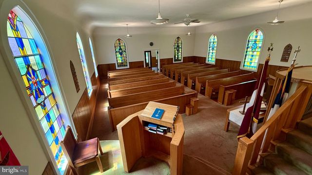 1142 APPLE RD, Quakertown, PA 18951